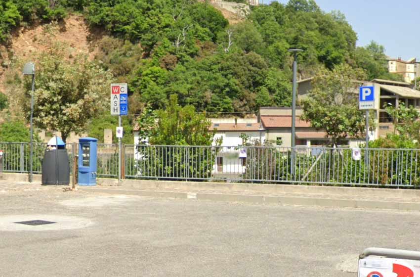 Sosta camper sersale