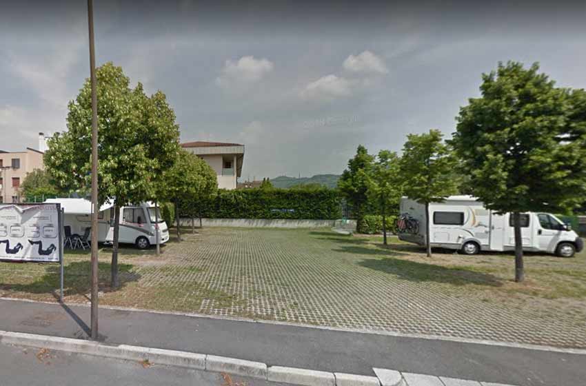 Area sosta camper - soave
