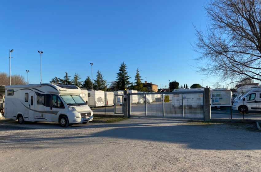 Area sosta camper staranzano