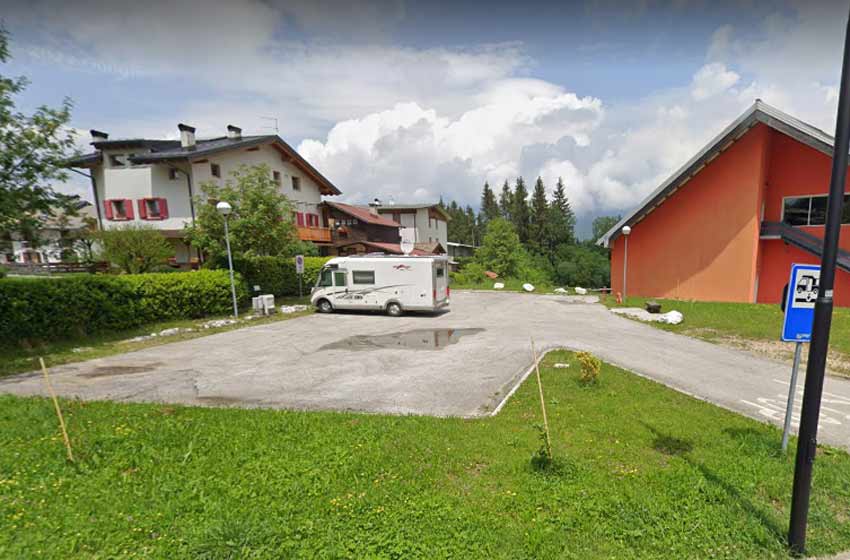 Area sosta camper di tambre