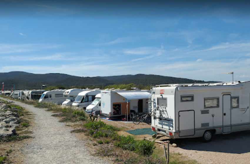 Parcheggio camper fertilia