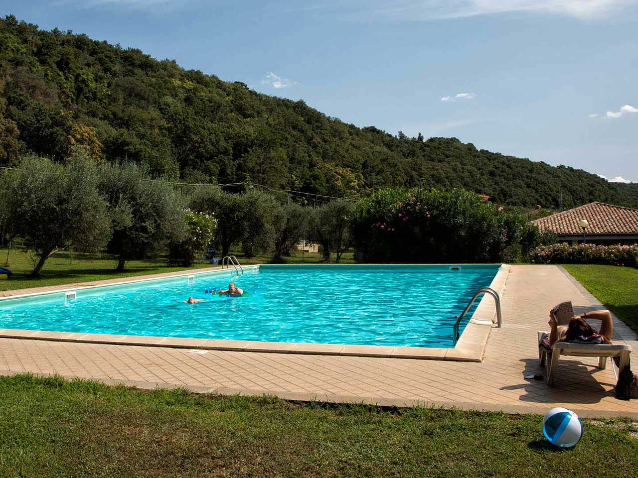 Blu international camping