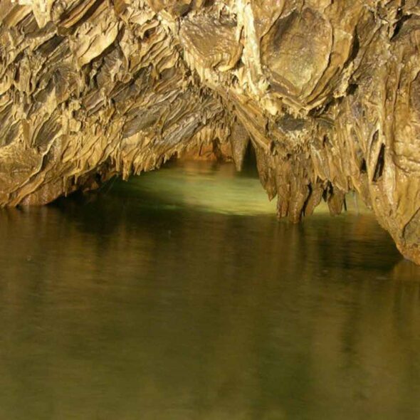 Grotta di bossea
