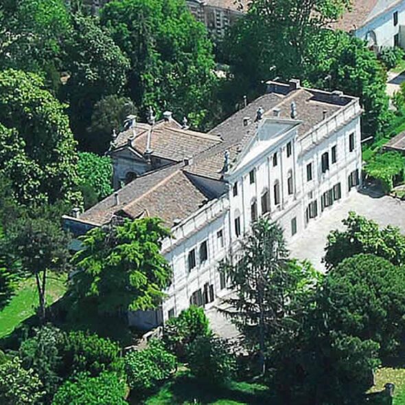 Cantina la mincana dal martello