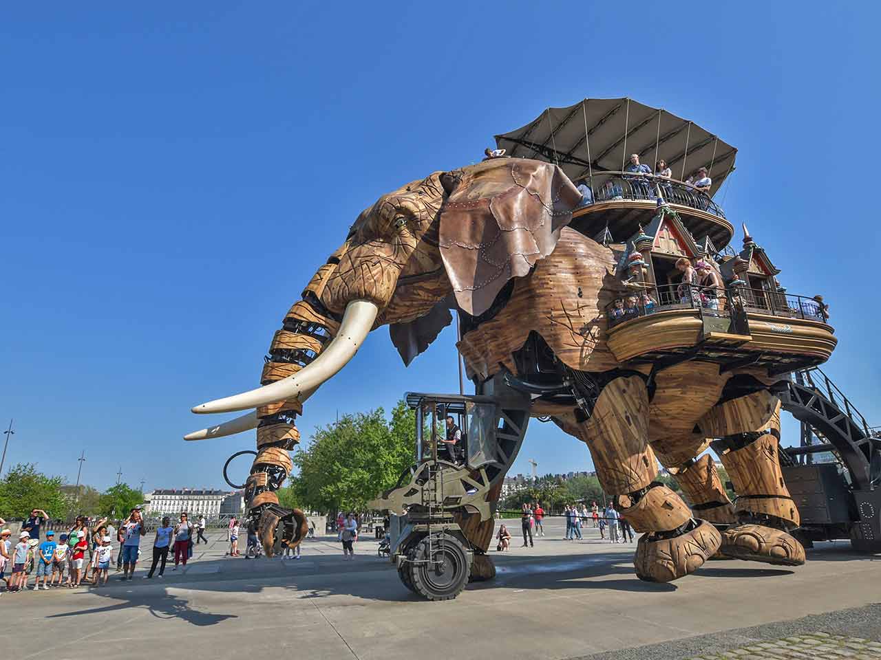 Viaggi in camper 2024: Grand Elephant a Nantes, Francia