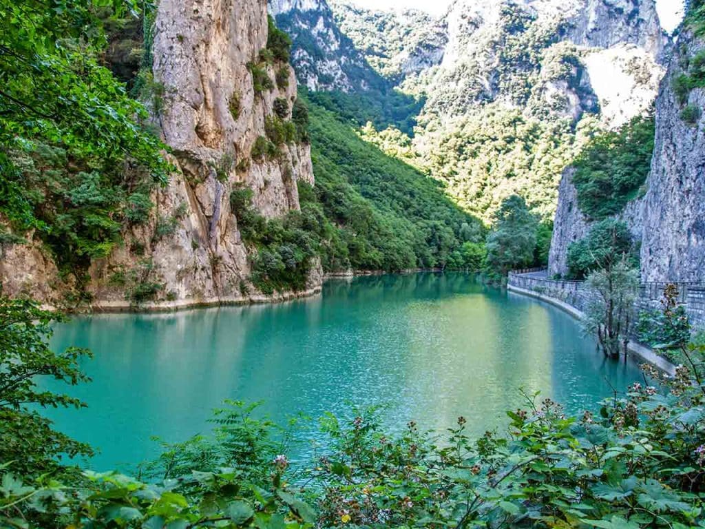 Le Gole del Furlo ad Acqualagna.