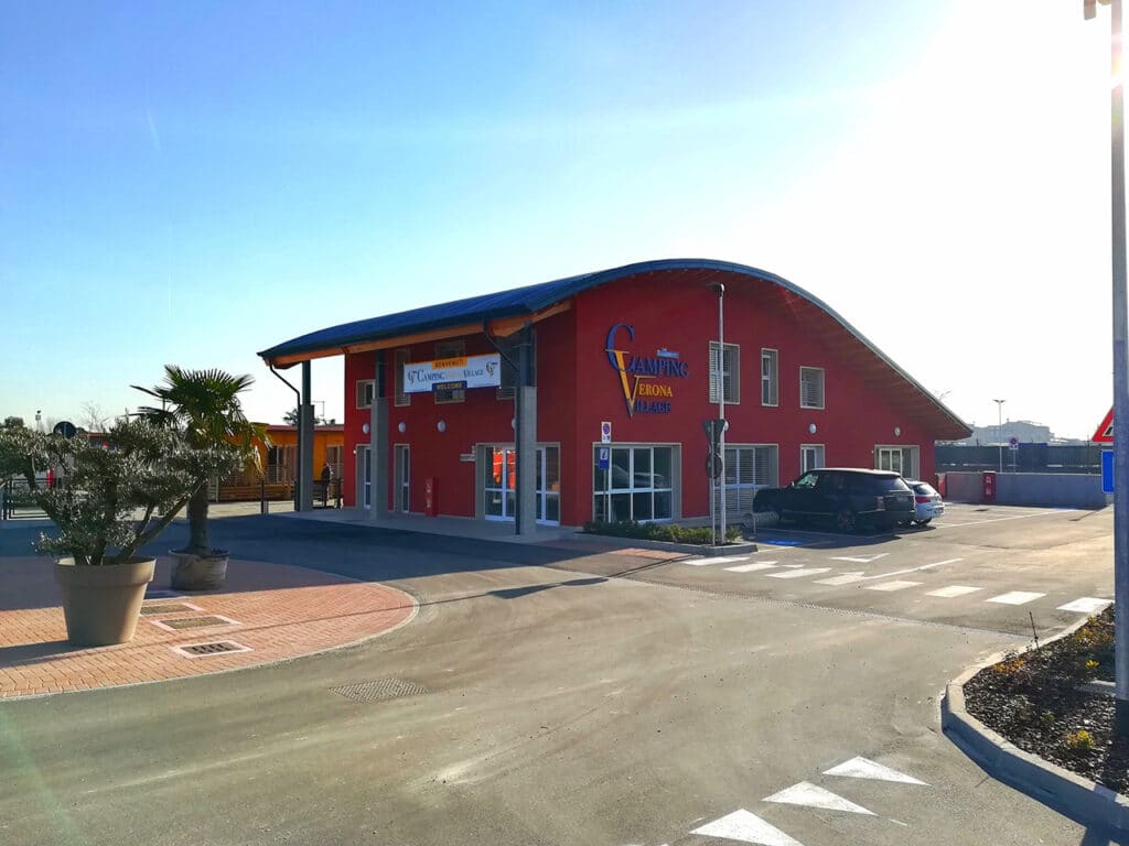 Venetien in Camper, die Campingplätze, die Sie nicht verpassen sollten: Camping Verona Village