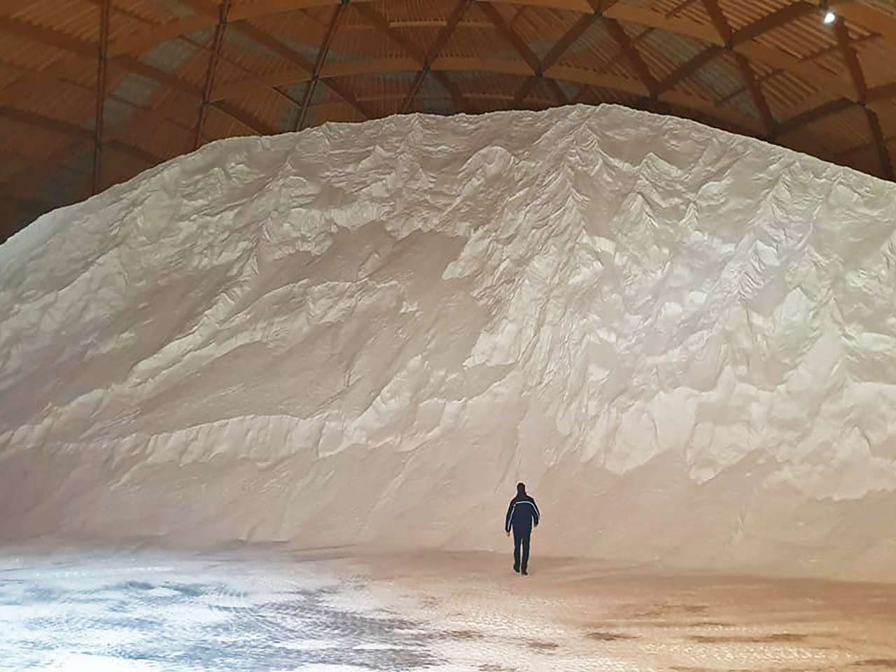 Saline di Schweizerhalle Svizzera - Curiosità di viaggio dal mondo