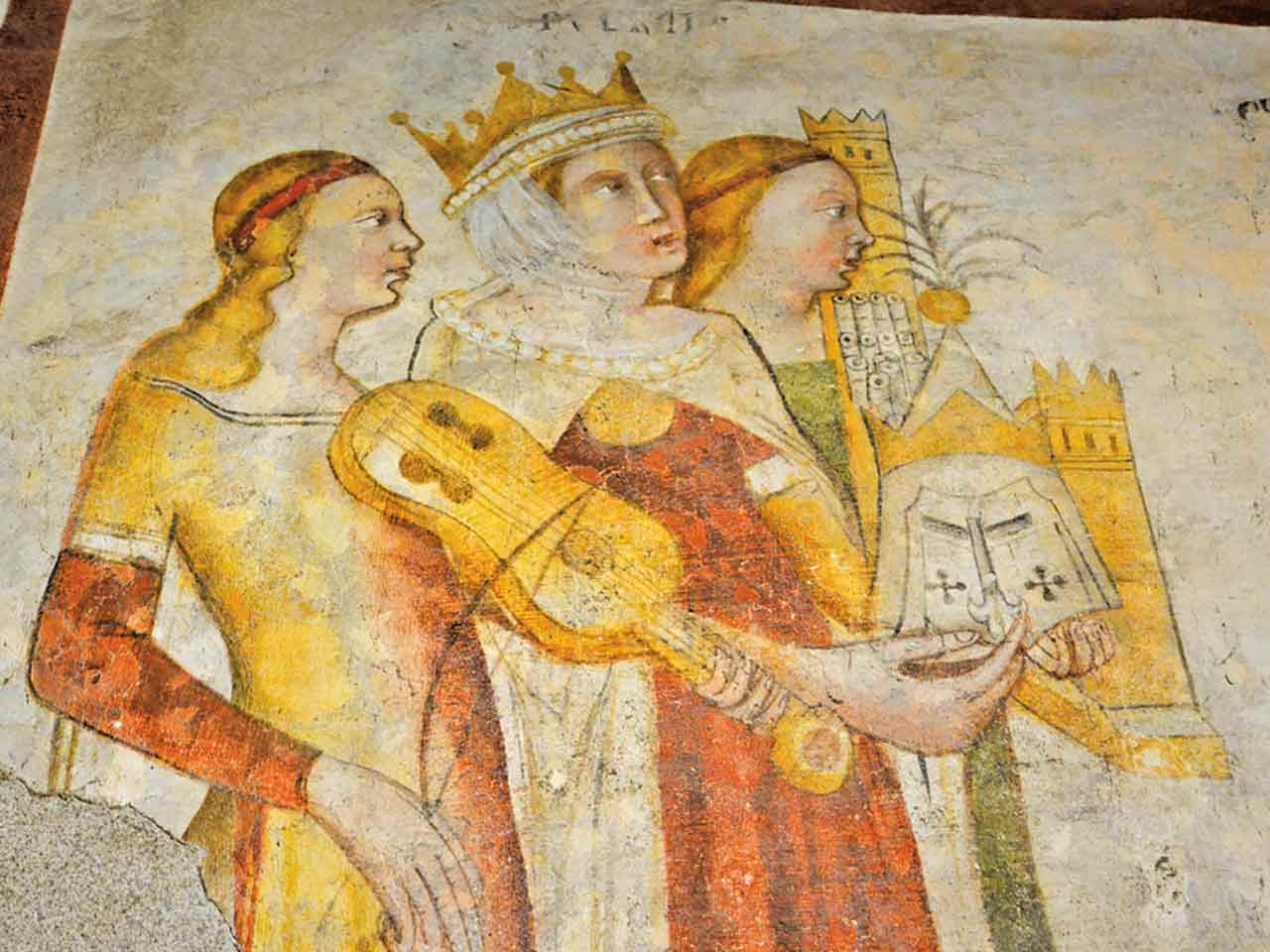 Affreschi all'interno del Castello di Valvasone.