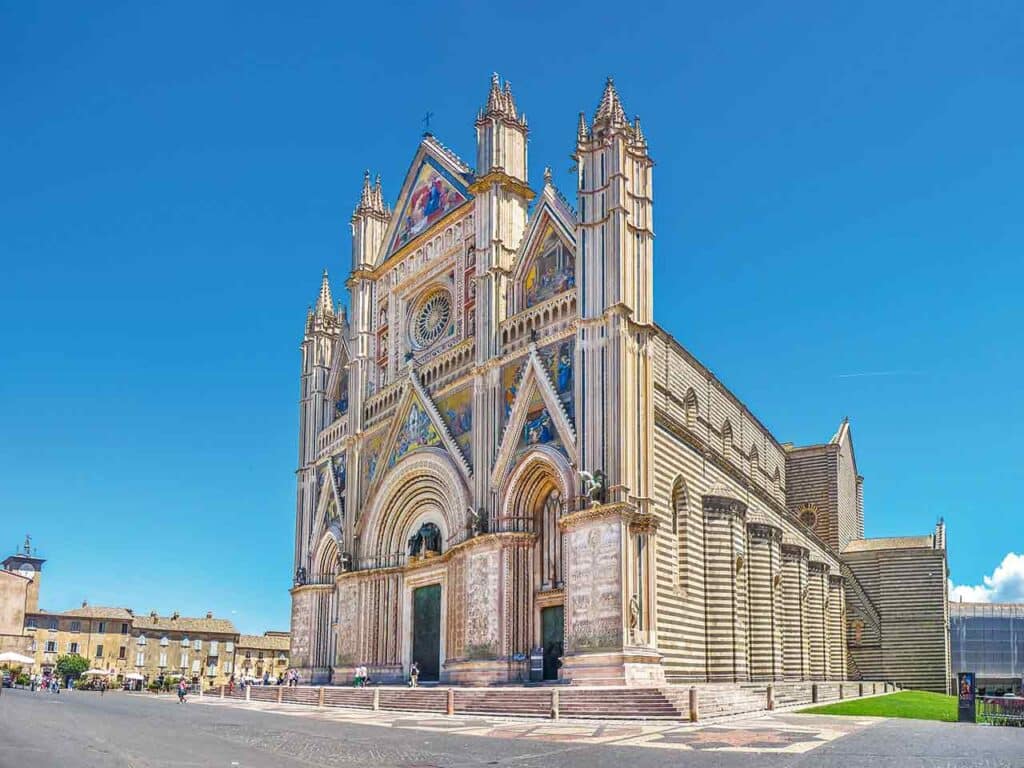 City break in Umbria col camper: il Duomo di Orvieto