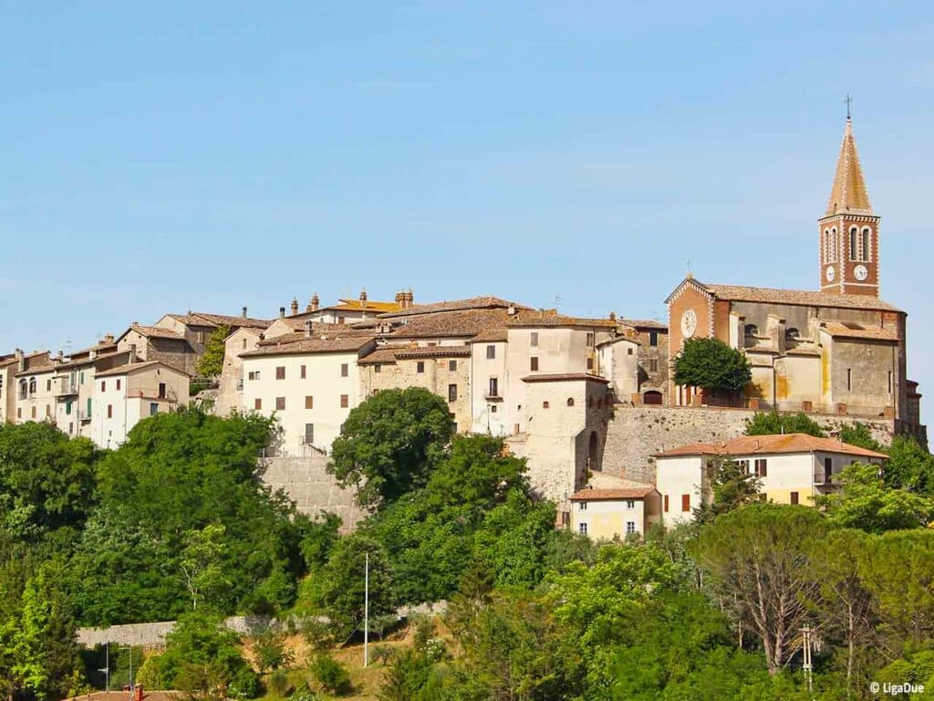 Panorama di Montecastrilli (TR).