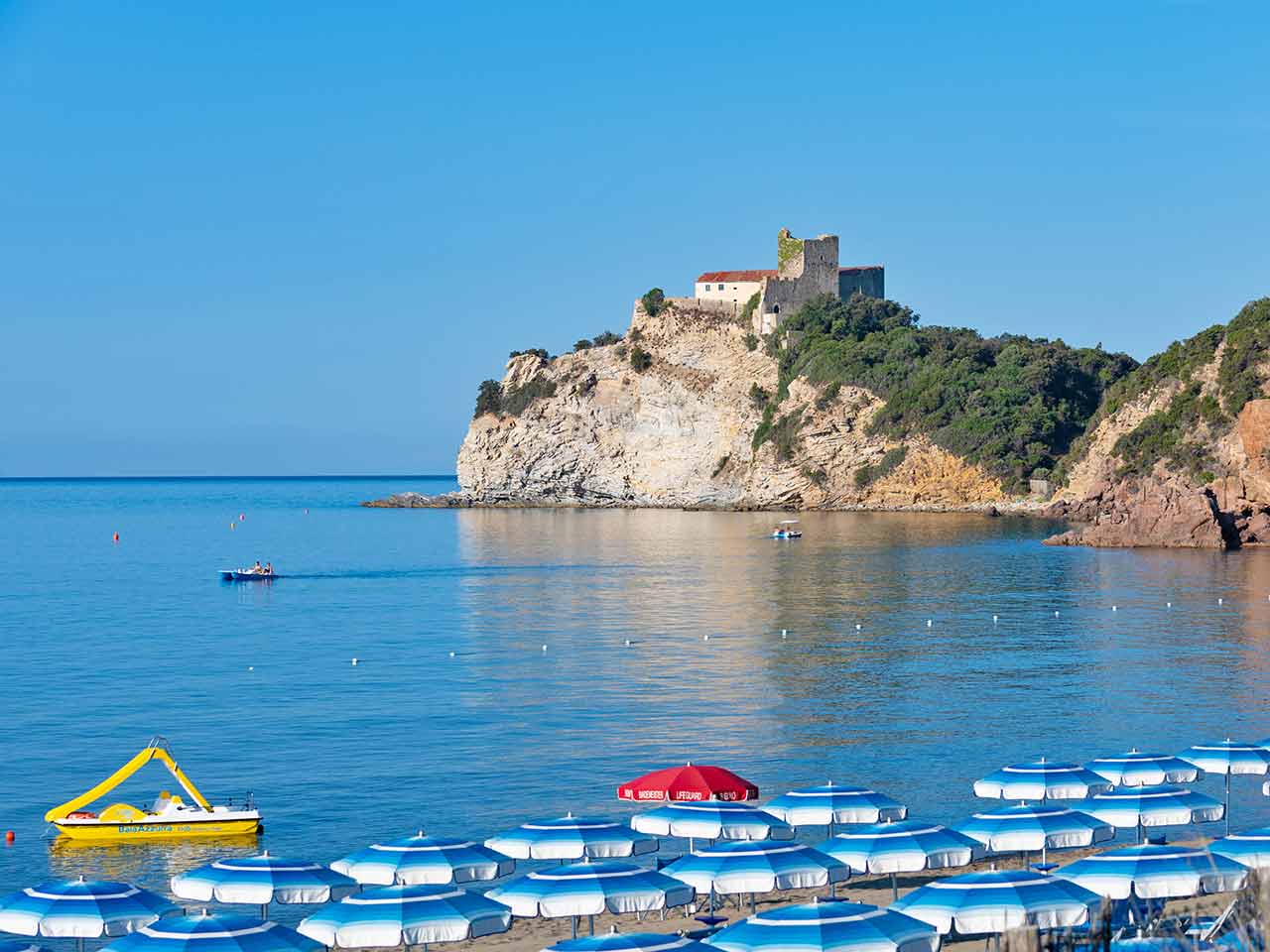 Camping Village Baia Azzurra con gli sconti del Club: la spiaggia