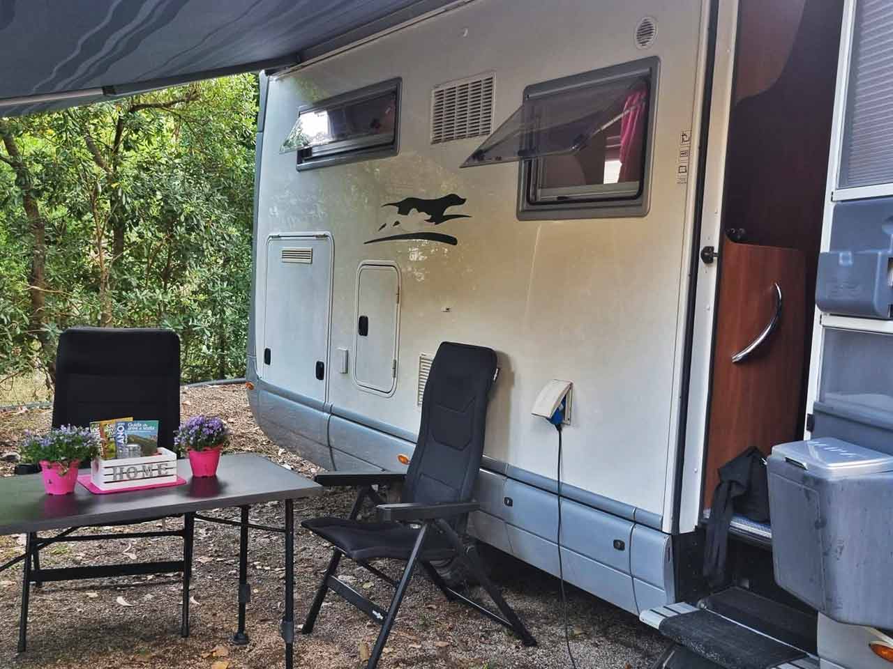 Rosanna e Luca su Rai1 per Camper in Viaggio: il veicolo dei protagonisti della trasmissione