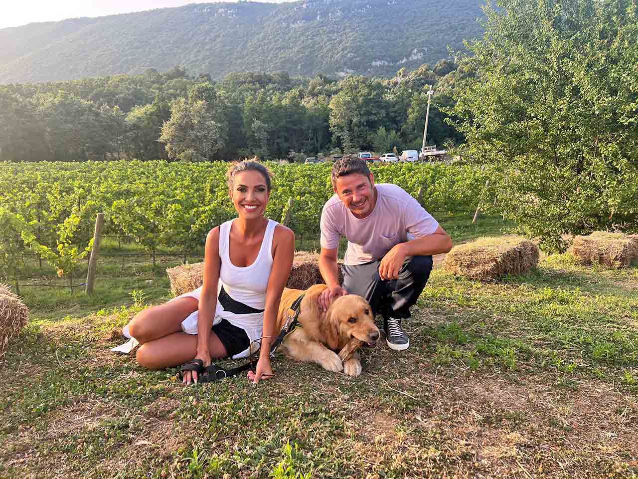 Tinto e Roberta Morise con il cane Iago