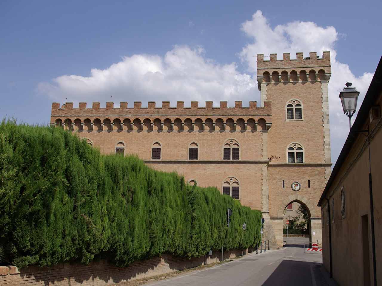 A BOLGHERI