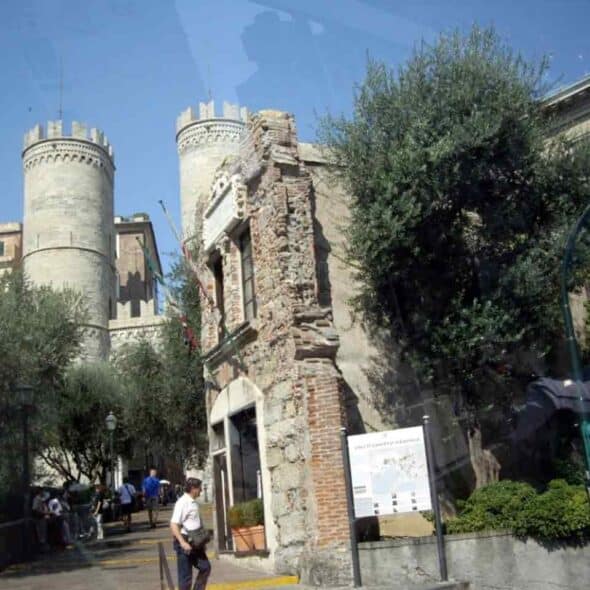 Musei di genova - casa di colombo e torri di sant'andrea