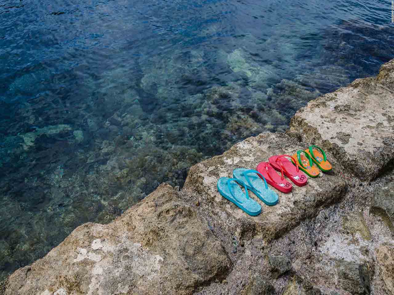 5 curiosità sulla vita da spiaggia che forse non sapevi: le infradito