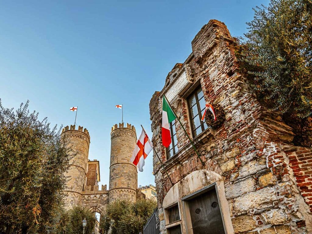 Le Torri di Sant'Andrea e la Casa di Cristoforo Colombo, tra i Musei di Genova che offrono sconti agli iscritti al PLEINAIRCLUB.