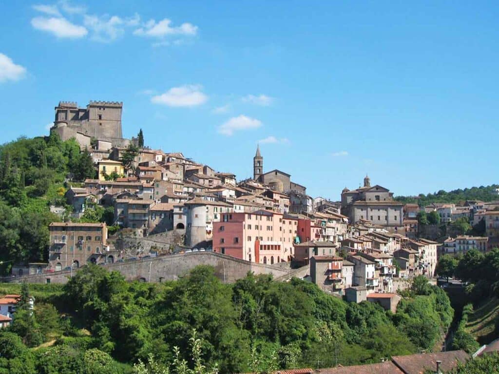 Panorama di Soriano nel Cimino, che ospita una tra le più suggestive sagre di castagne da vivere in camper