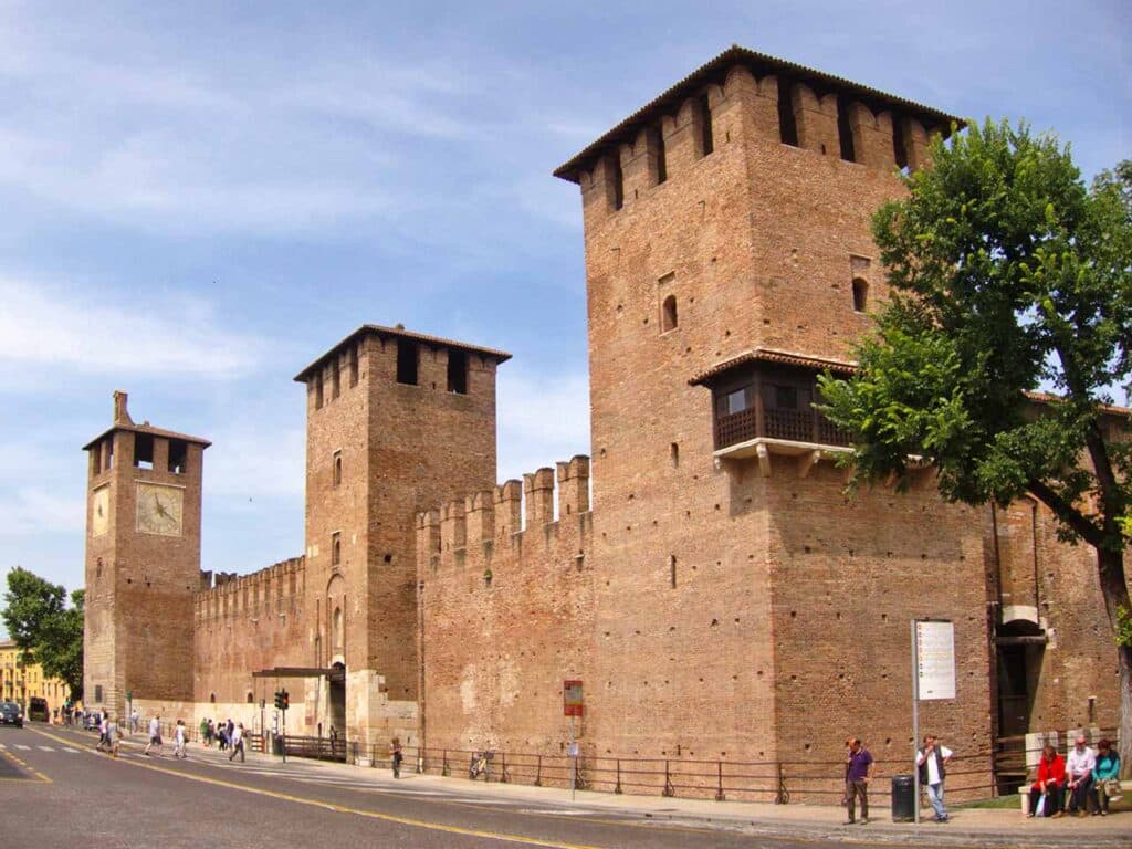 Il Museo di Castelvecchio, una delle cose da vedere assolutamente durante un viaggio in camper a Verona.