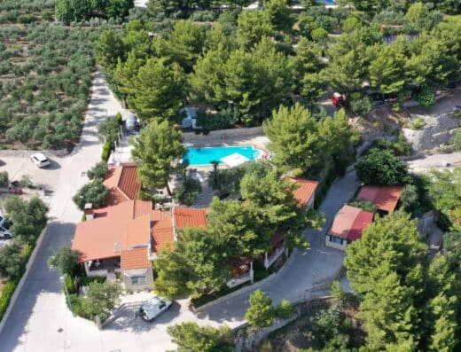 NEVIO CAMPING