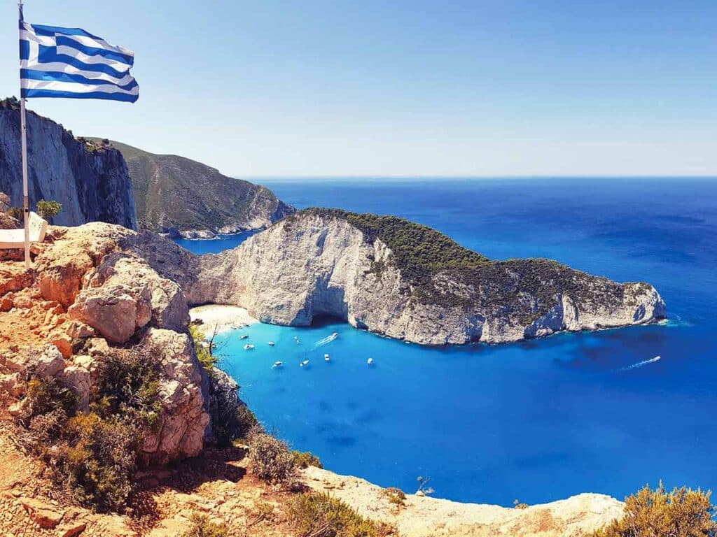 Zante, in Grecia, raggiungibile grazie agli sconti del PLEINAIRCLUB sui traghetti, cumulabili con le offerte Grimaldi.