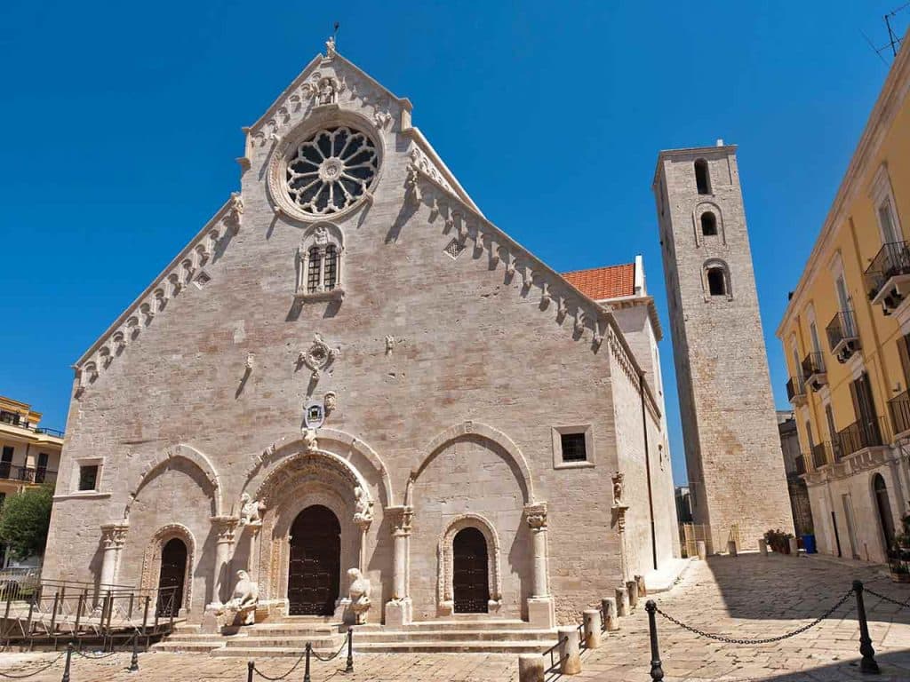 La Concattedrale di Santa Maria Assunta a Ruvo di Puglia, uno dei luoghi da visitare nel viaggio in Puglia in camper nelle Murge suggerito dal PLEINAIRCLUB.