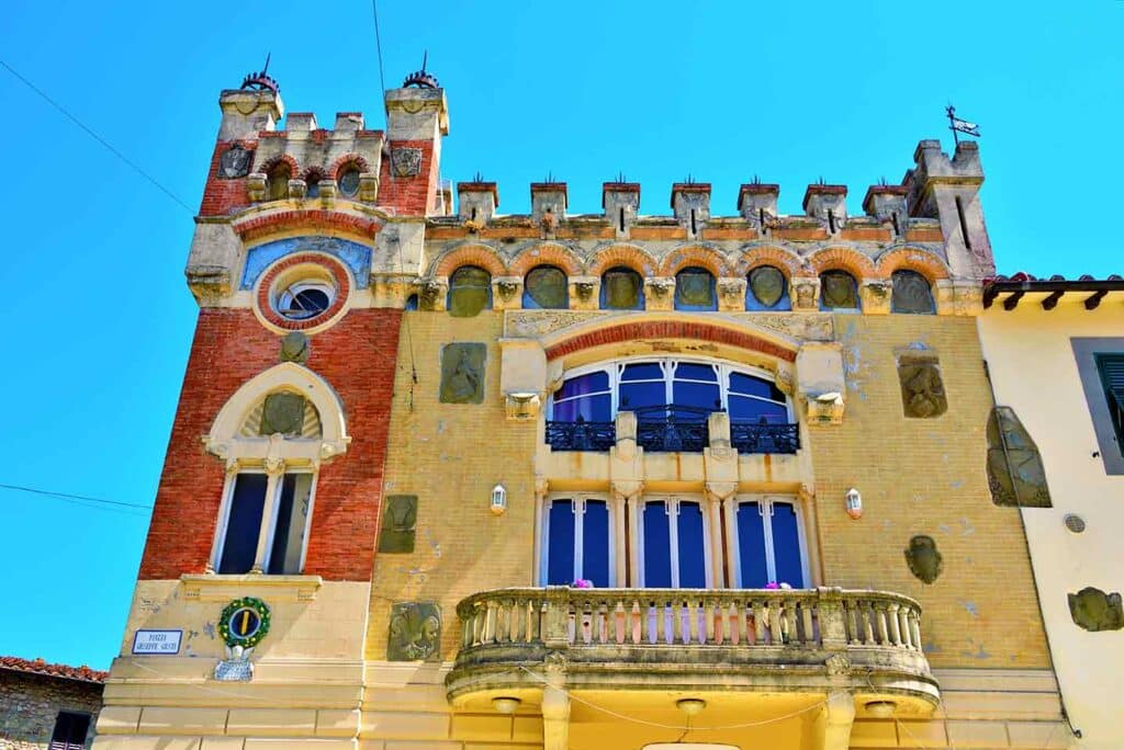 Weekend in Toscana in camper: teatro degli accademici risorti a Montecatini