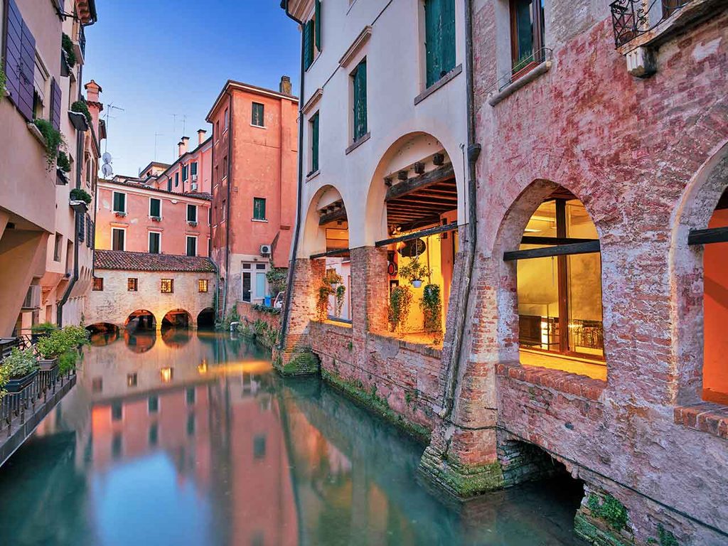 Uno scorcio del centro storico di Treviso, la tappa principale del weekend in camper a Treviso suggerito dal PLEINAIRCLUB.