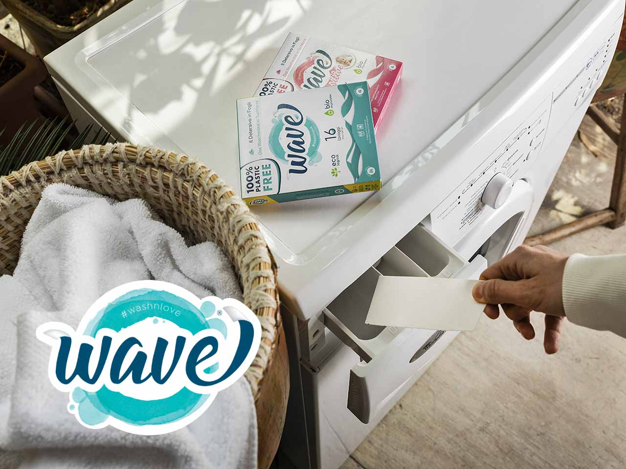 Il detersivo in fogli Wave Washing, che puoi acquistare con lo sconto offerto dalla tessera del PLEINAIRCLUB.