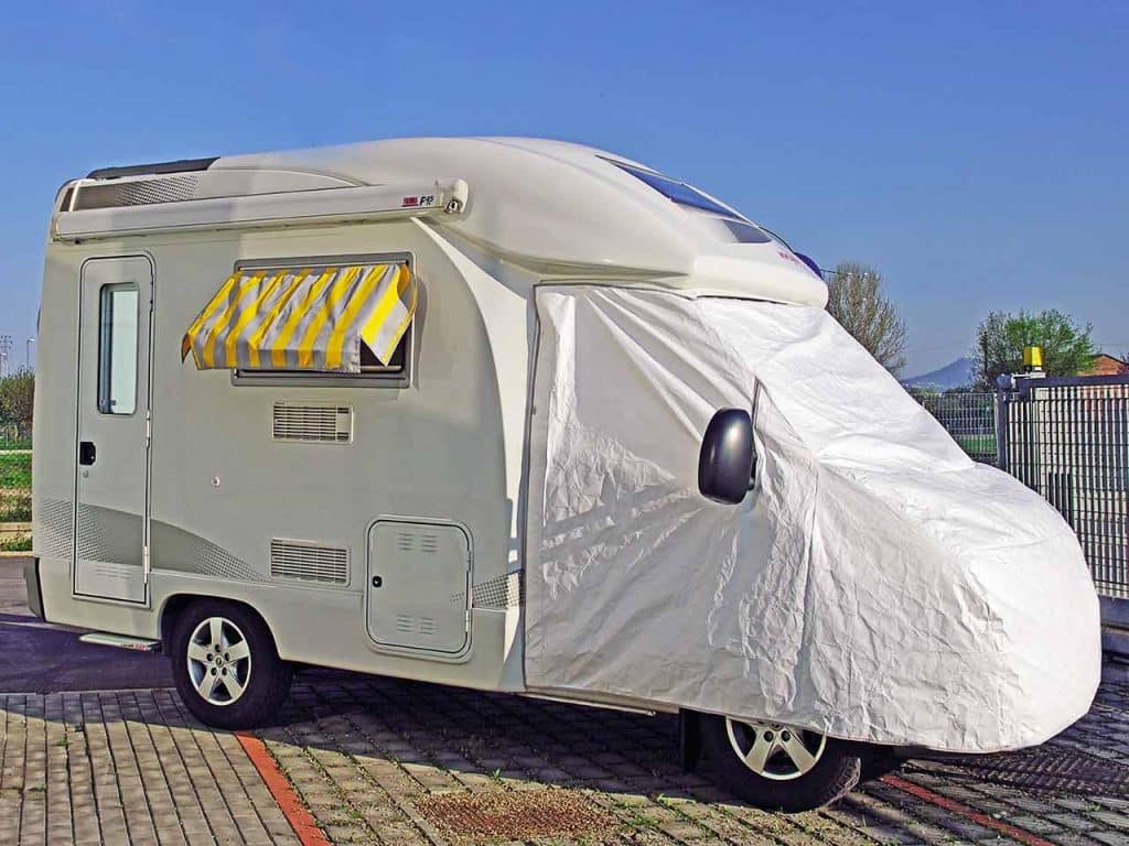 Oscurante estivo in Tyvek di Larcos, azienda dove puoi approfittare dello sconto offerto dalla tessera PLEINAIRCLUB.