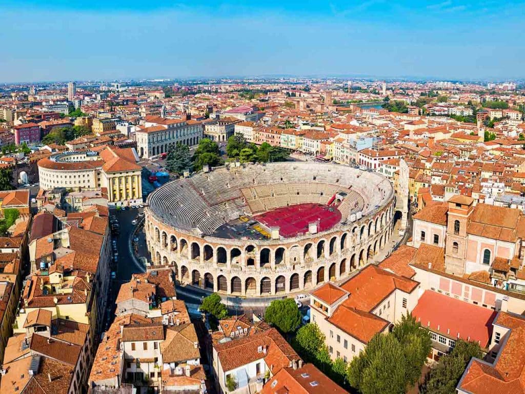 L'Arena di Verona, uno dei musei che i possessori della tessera PLEINAIRCLUB possono visitare con biglietto ridotto.