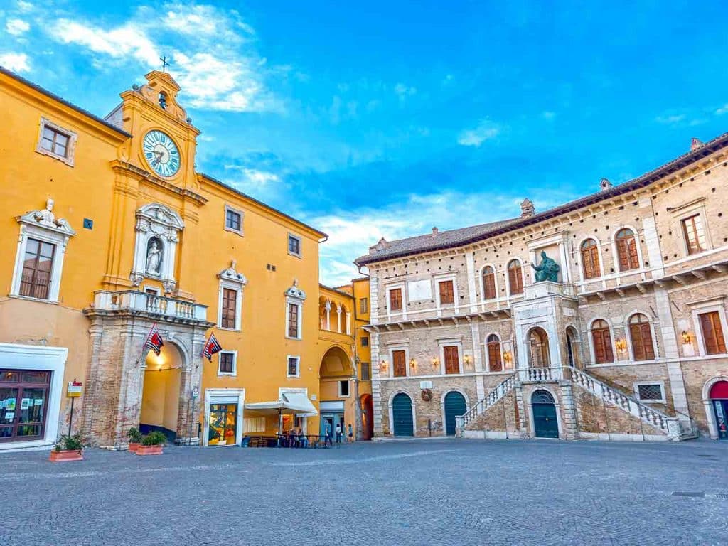 Fermo, la meta finale dell'itinerario in camper da Ascoli a Fermo suggerito dal PLEINAIRCLUB.