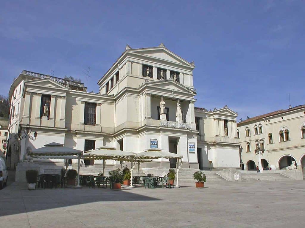 Il Teatro Accademia in Piazza Giovanni Battista Cima a Conegliano.