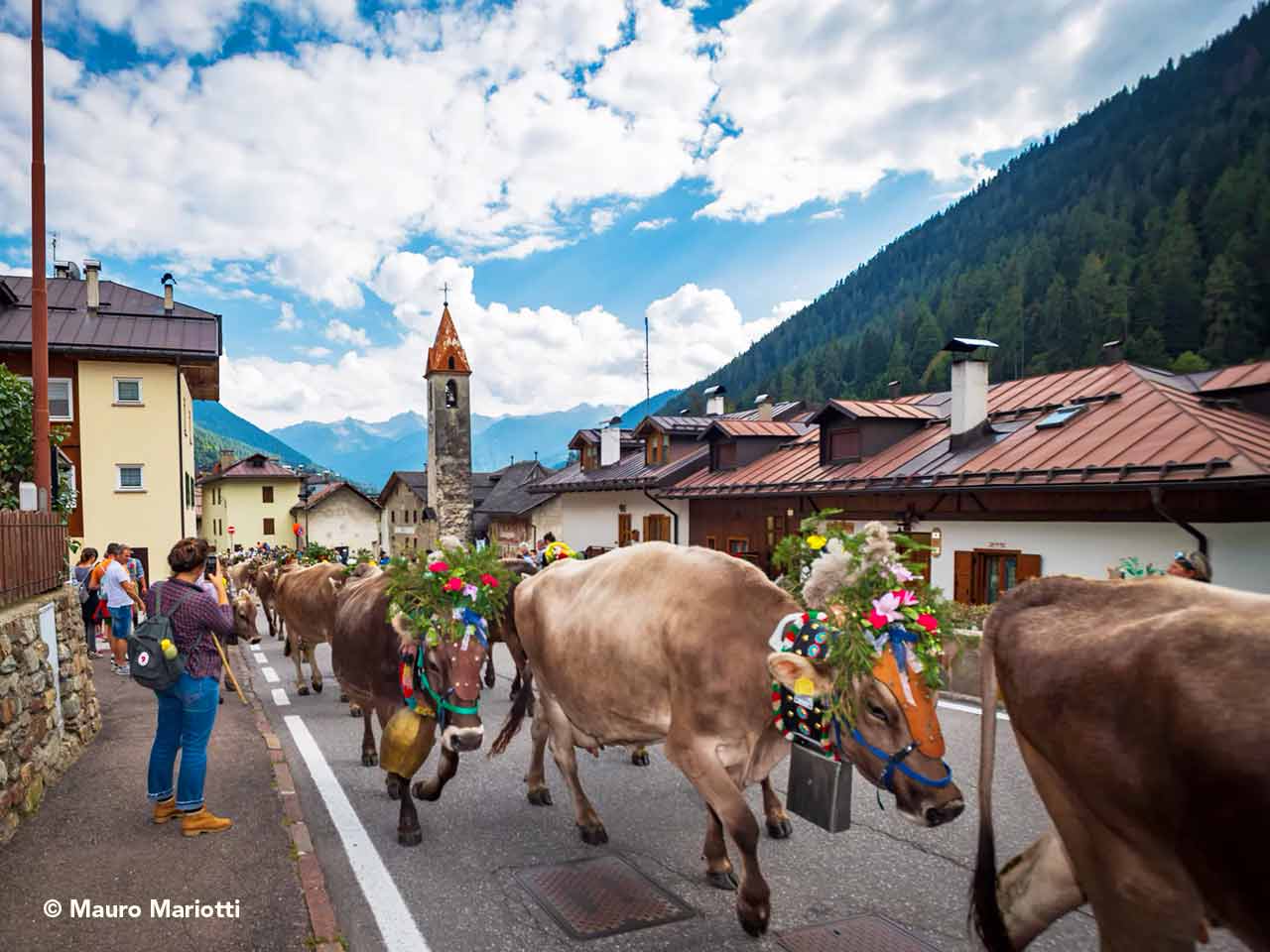 La Festa dell'Agricoltura a Peio (TN), uno degli eventi del mese per i camperisti consigliati dal PLEINAIRCLUB a settembre.