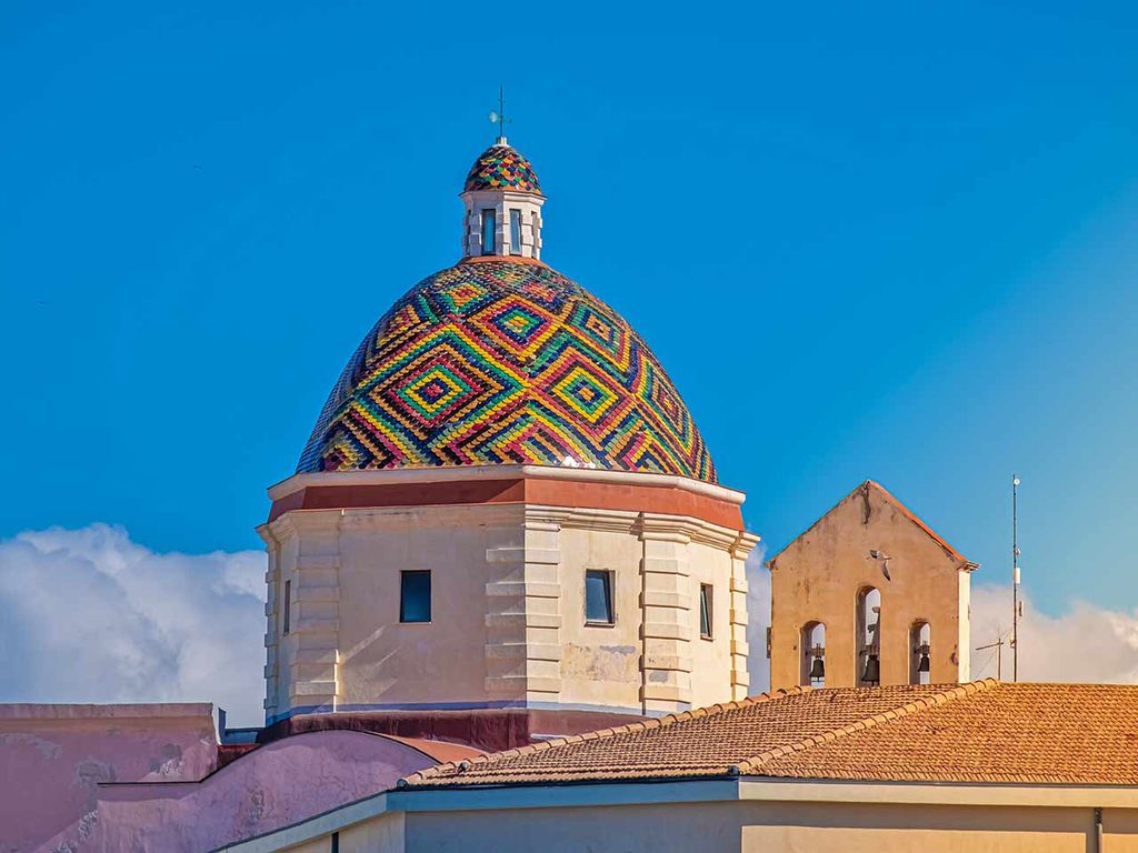 La cupola della chiesa di San Michele ad Alghero.
