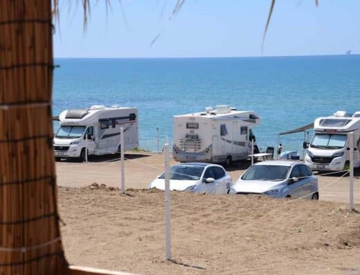 AREA SOSTA CAMPER JEAN BEACH